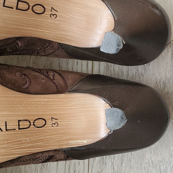Aldo Brown heels - Picture 8 of 10